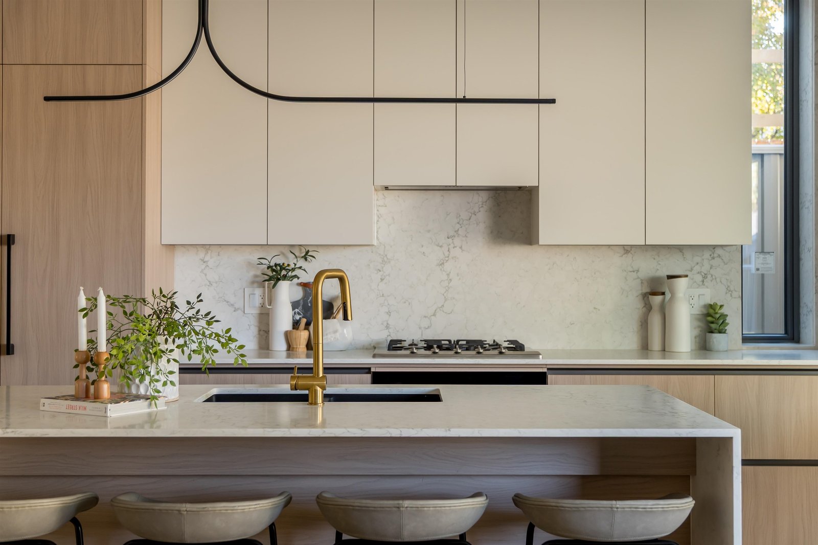Kitchen with cooktop at 2-2941 W 29th Ave, Mackenzie Heights, Vancouver